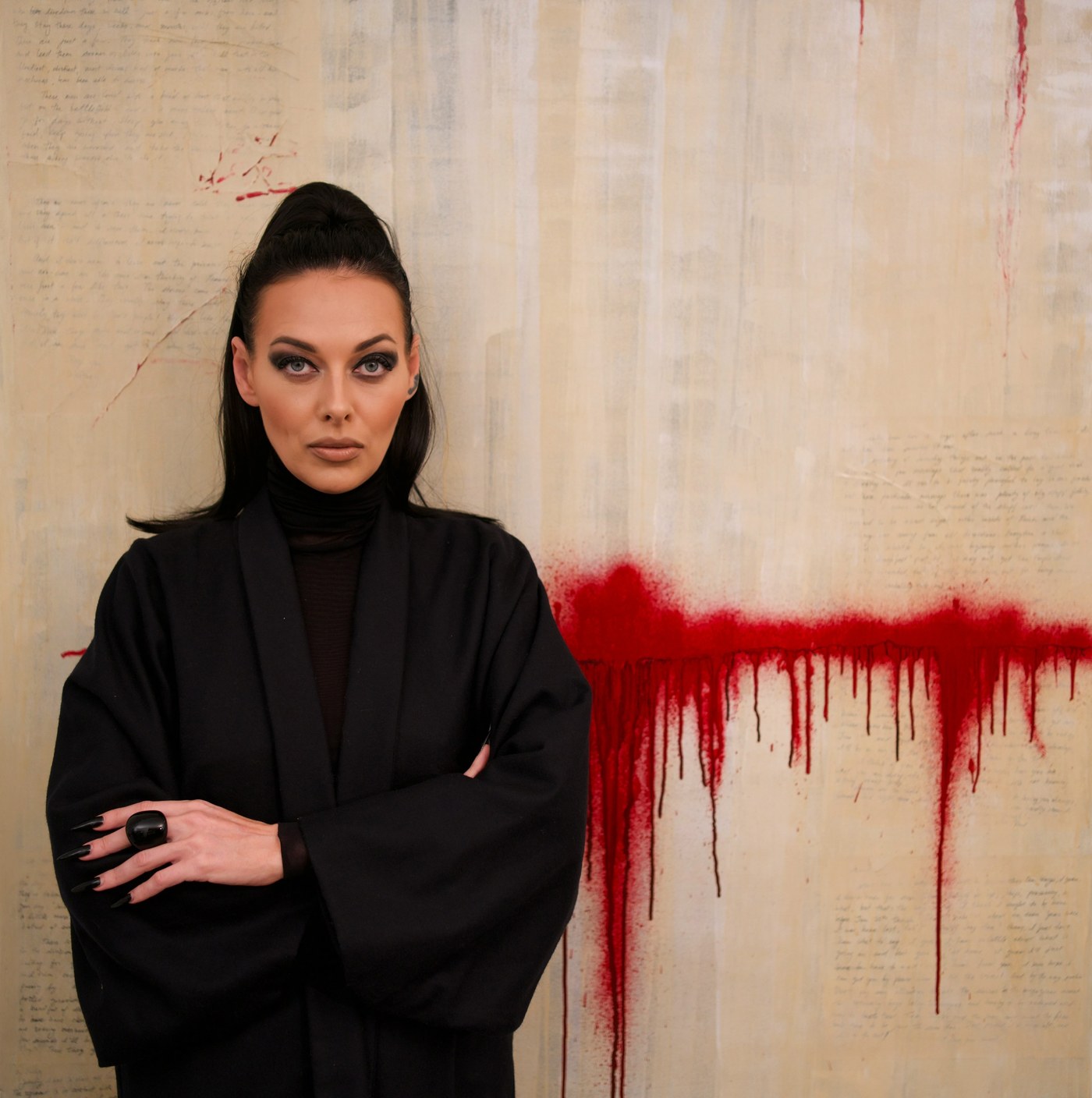 Victoria Unikel with a work from the WAR collection